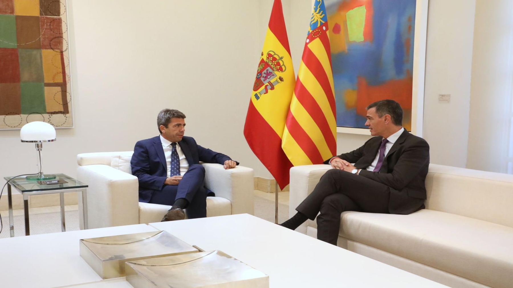 Carlos Mazón y Pedro Sánchez durante su reunión en Moncloa.