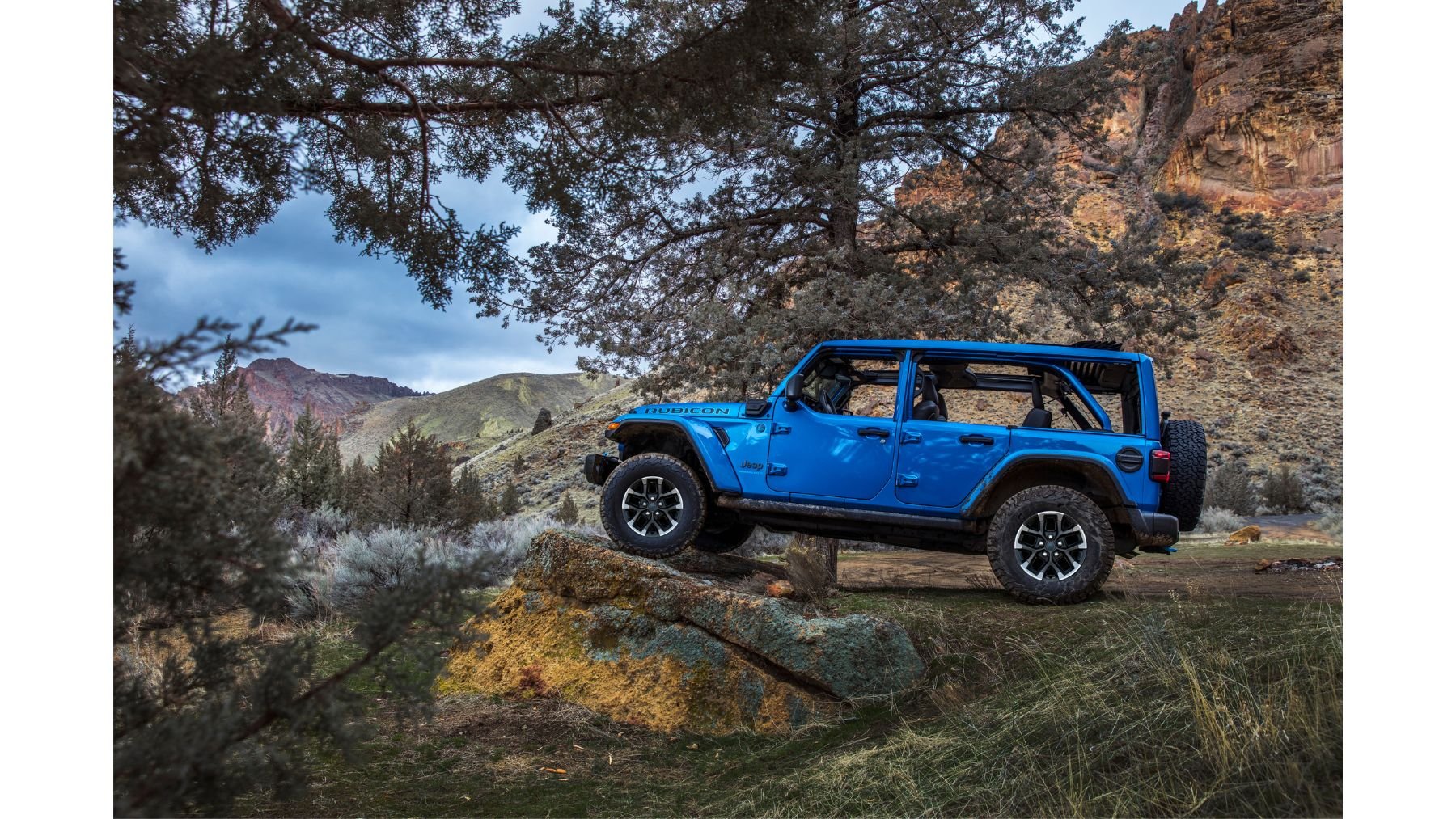 jeep wrangler azul