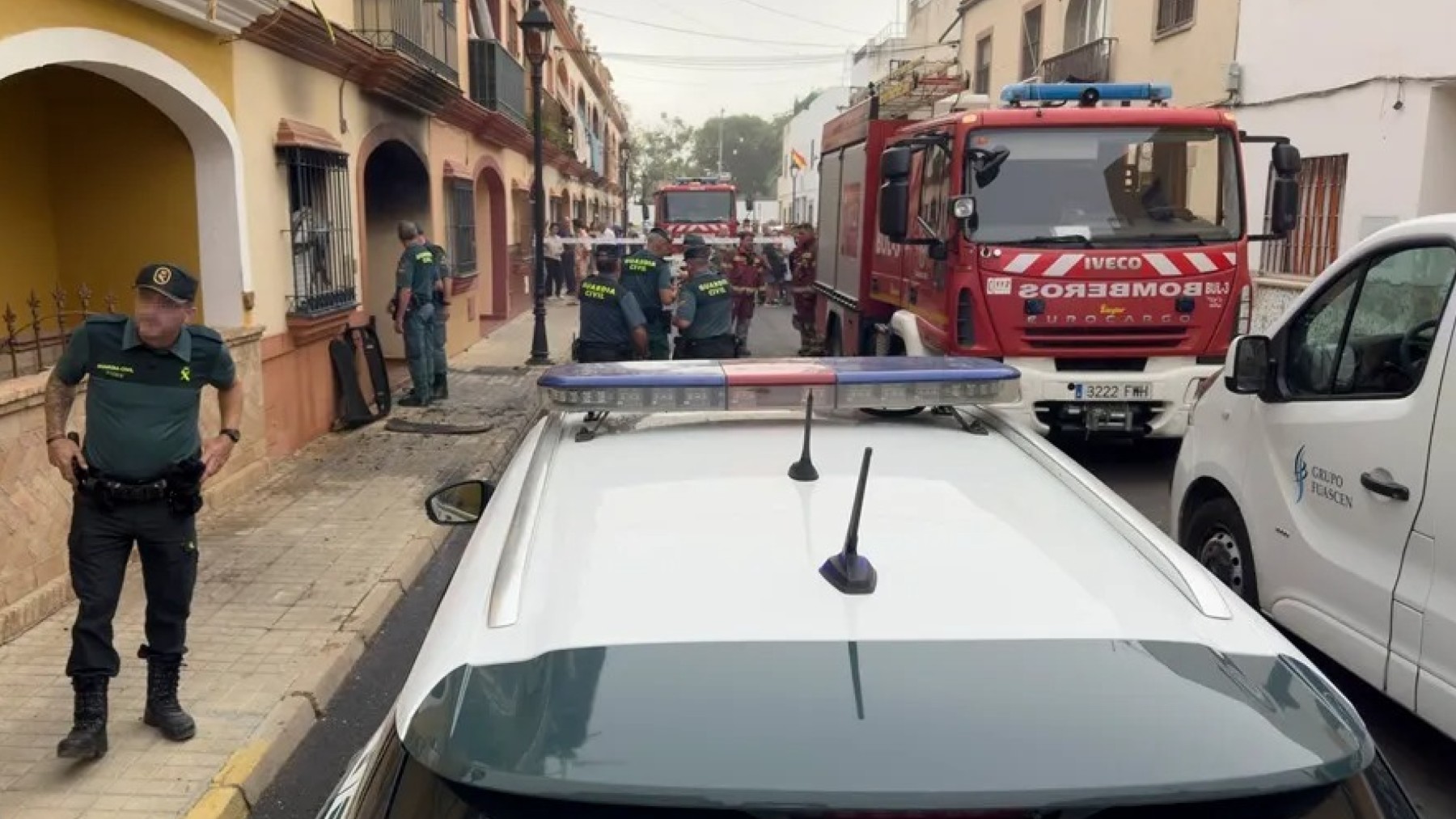 El incendio mortal de Guillena comenzó en dos sillones del salón. Foto: EFE.