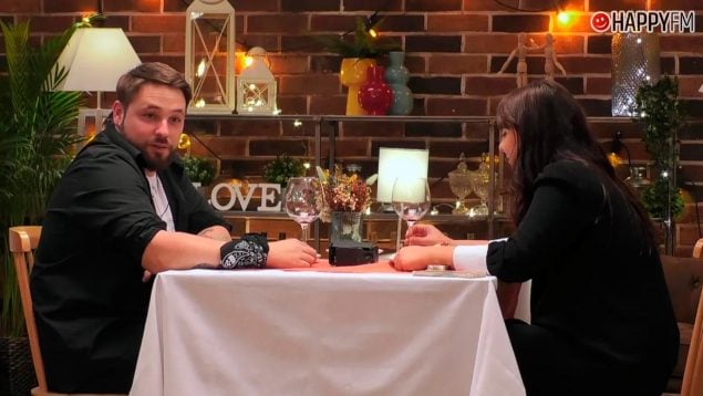 David y Martina en First Dates. (Instagram)