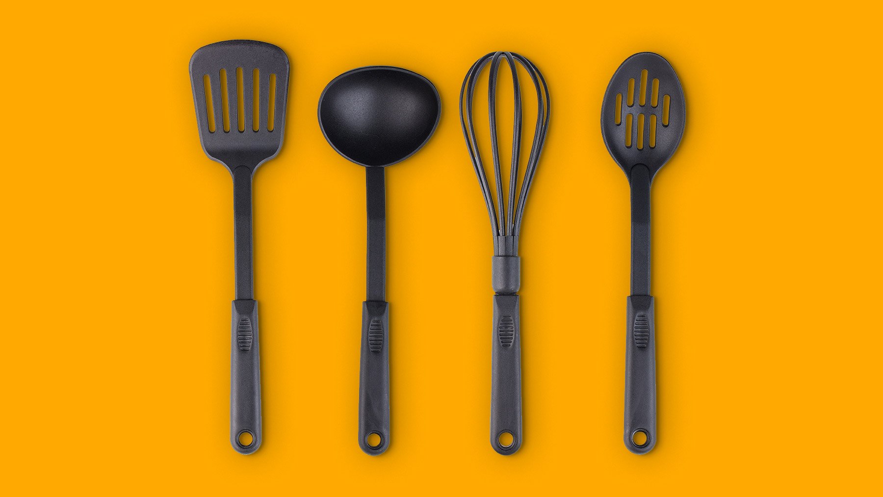 Utensilios de cocina de plástico negro