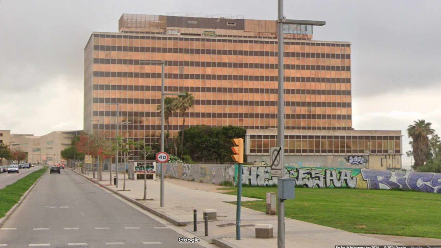 Edificio de Gesa en la fachada marítima de Palma.