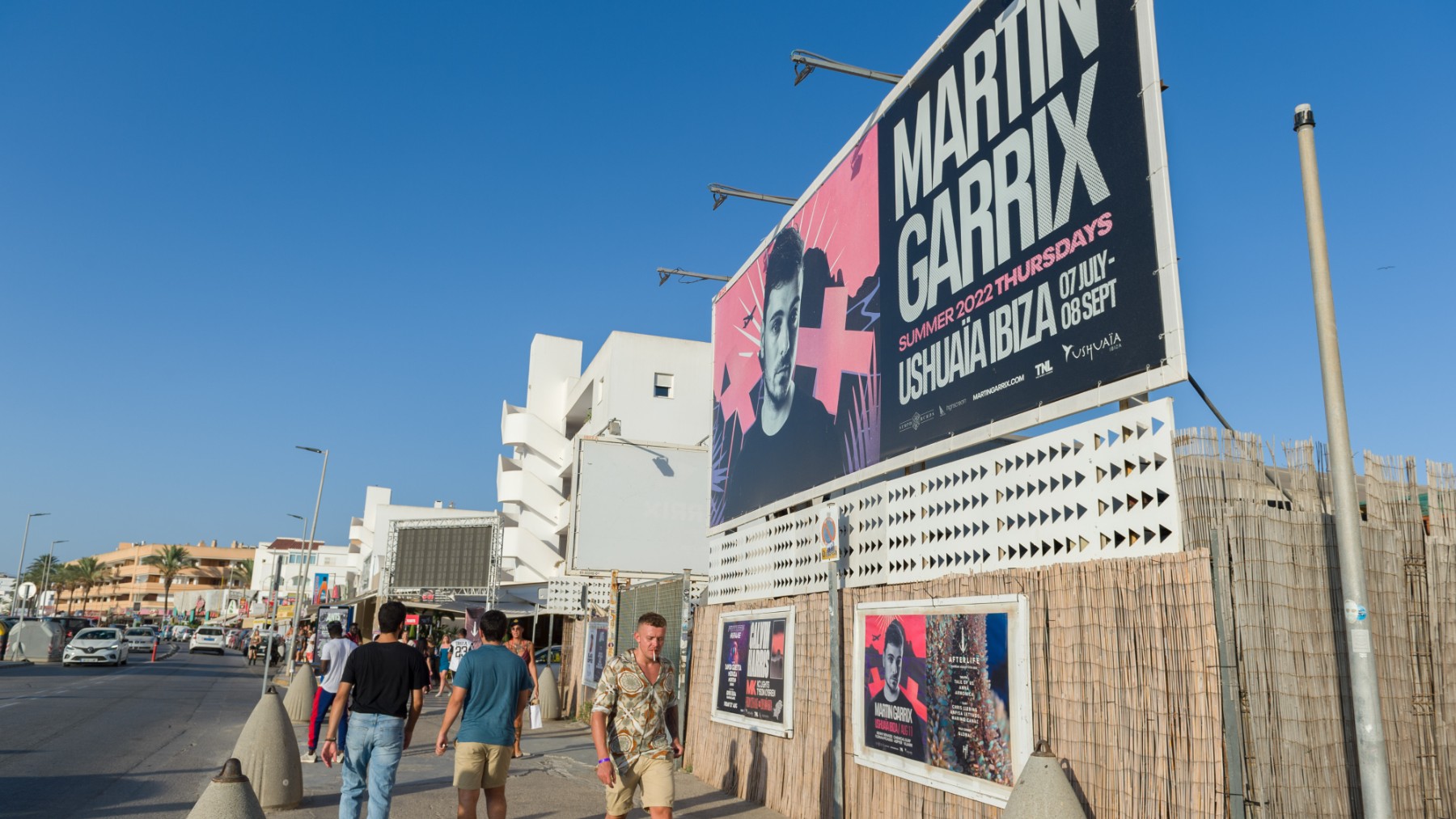 Carteles promocionando fiesta en Ibiza. (EP)