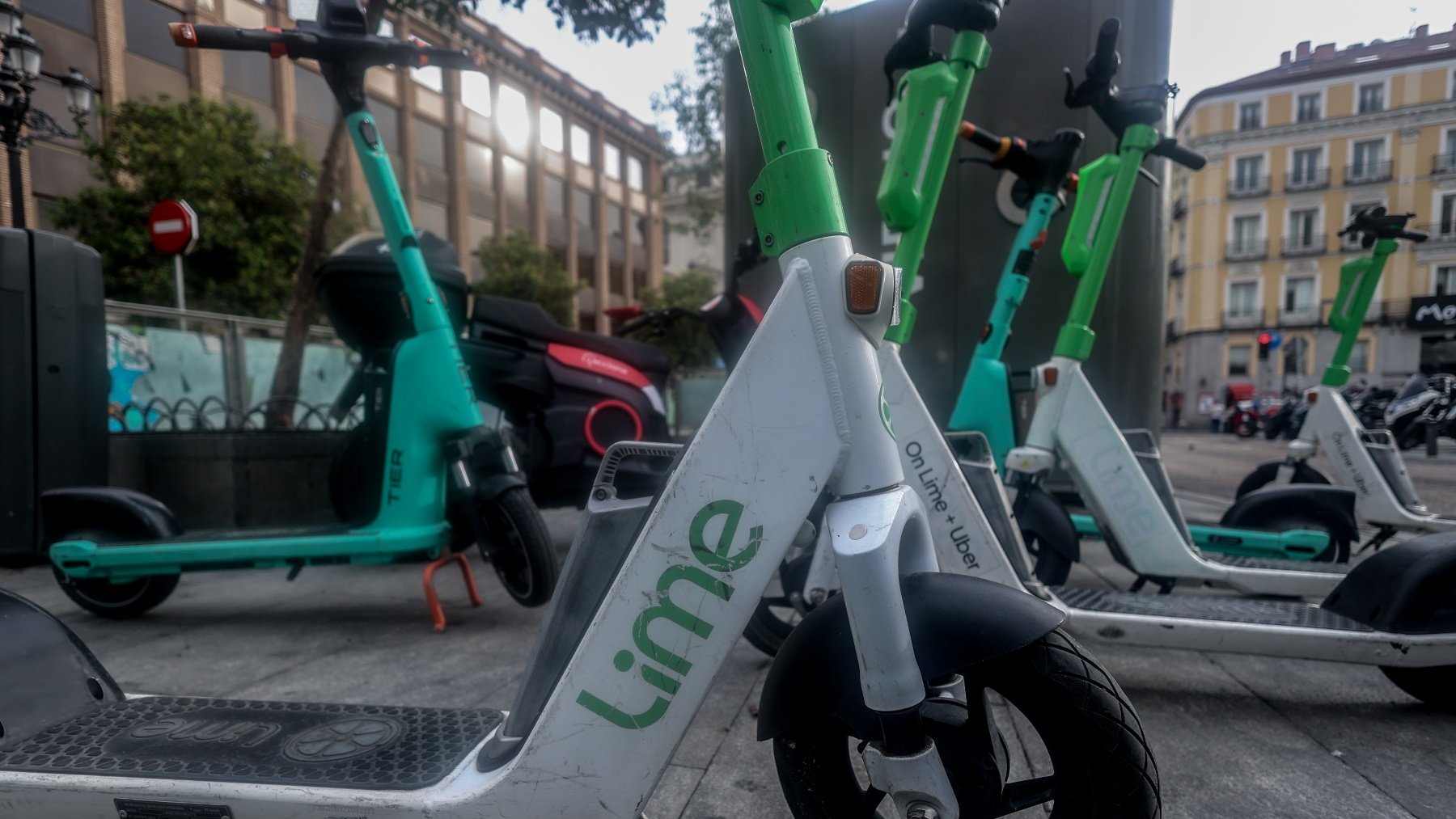 Patinetes eléctricos en la ciudad de Madrid. (EP)