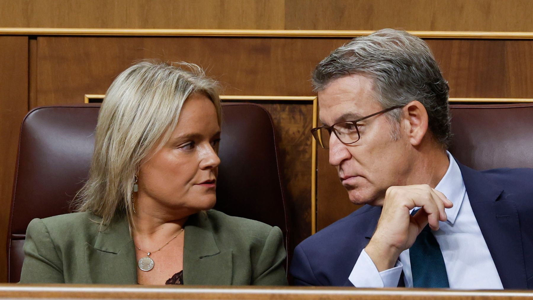 Marimar Blanco y Alberto Núñez Feijóo. (Foto: EFE)