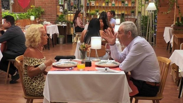 Jesús y Lola, participantes de 'First Dates'. (Mediaset)