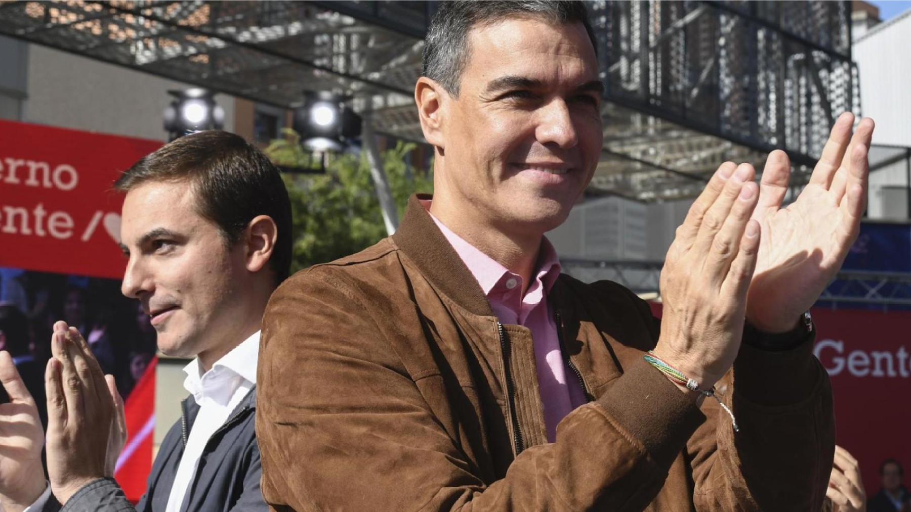 Juan Lobato y Pedro Sánchez.