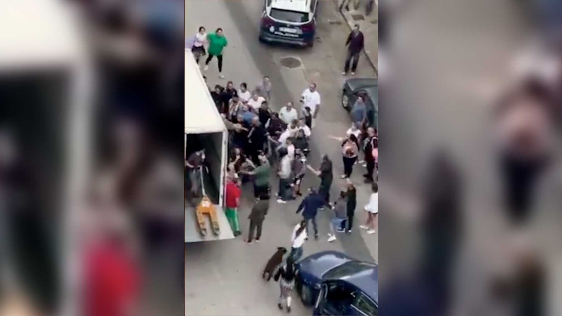 Linchan a un hombre tras merodear por un colegio de La Línea al sospechar que quería secuestrar niños.