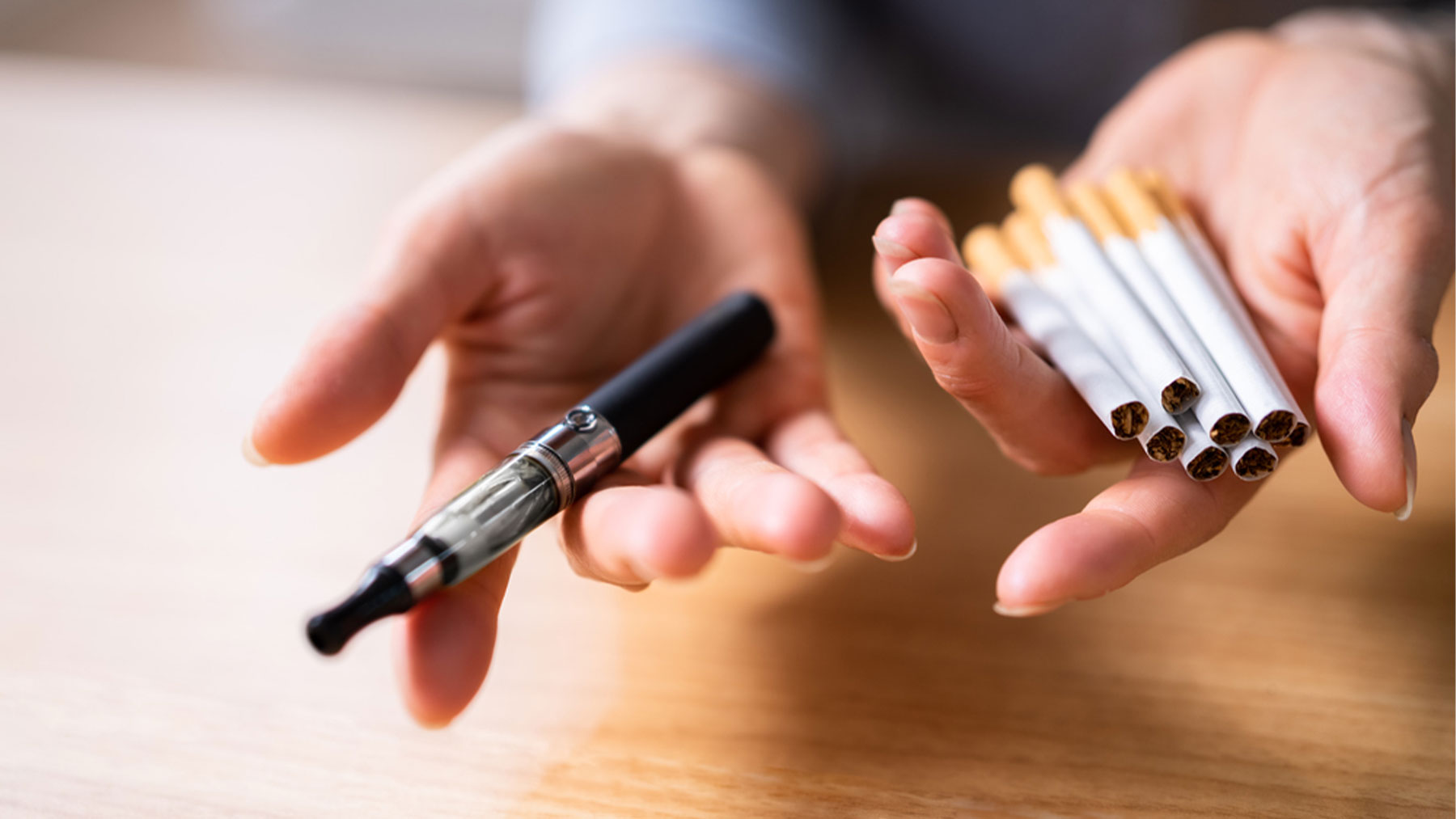 Los cigarrillos electrónicos no implican combustión, lo que reduce la exposición a toxinas.