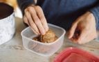 Ni tupper ni papel de aluminio: el producto que hay en todas las cocinas para conservar las galletas crujientes