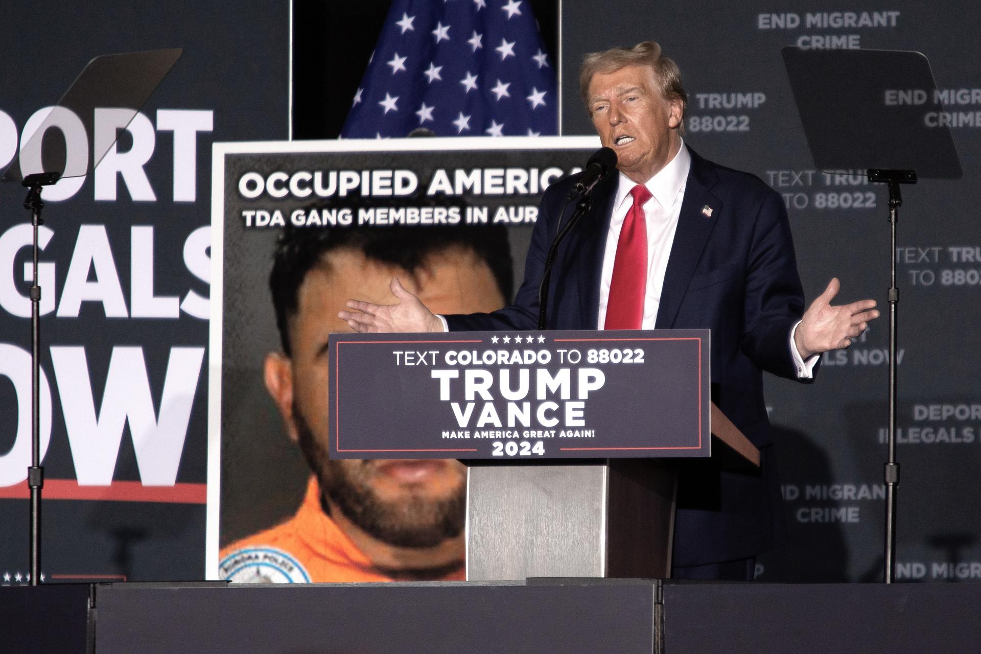 Donald Trump durante su mitin en Aurora, suburbio de Denver, en Colorado. (FOTO: EFE)