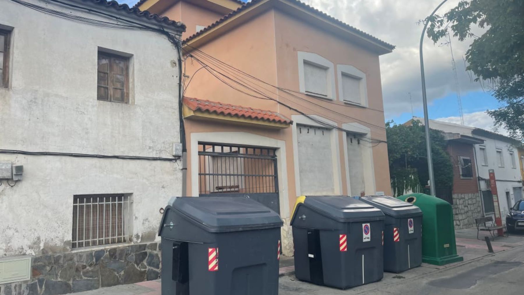 Vivienda a la venta en Cienpozuelos (Haya.es).