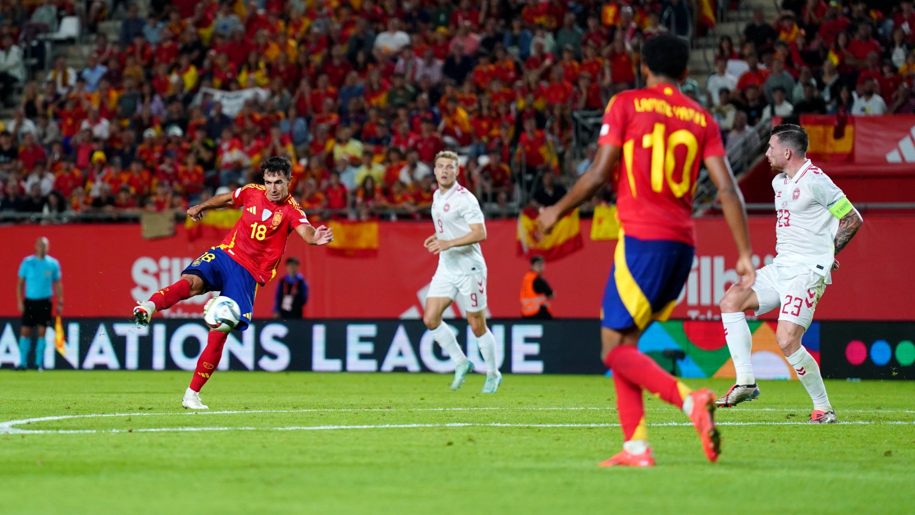 El momento del gol de Zubimendi. (Getty)