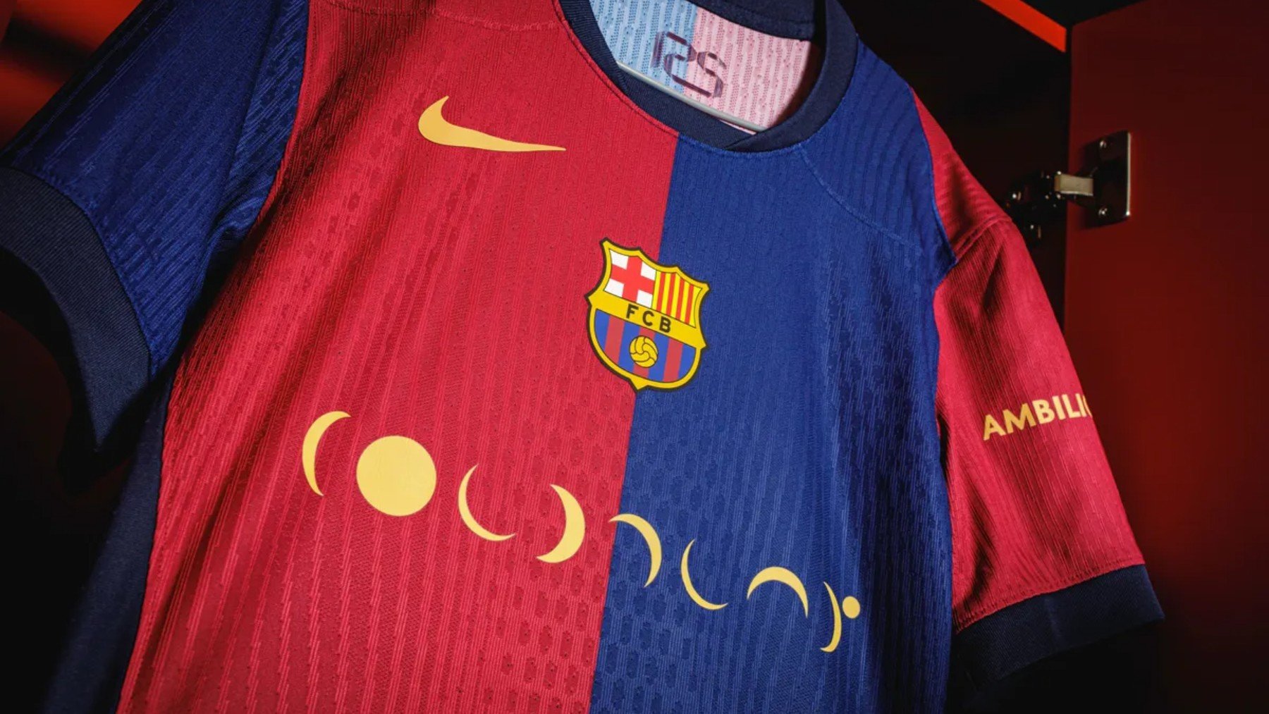 Esta es la camiseta que lucirá el Barcelona en el Clásico del Bernabéu. (fcbarcelona.cat)