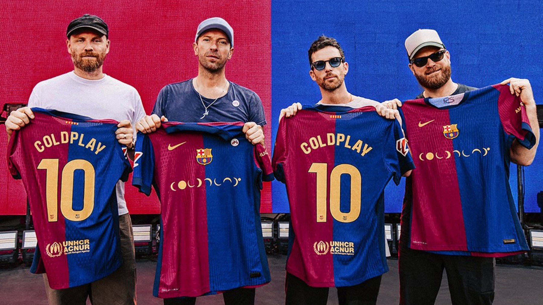 El grupo ‘Coldplay’ con la camiseta del Barcelona. (FCB)