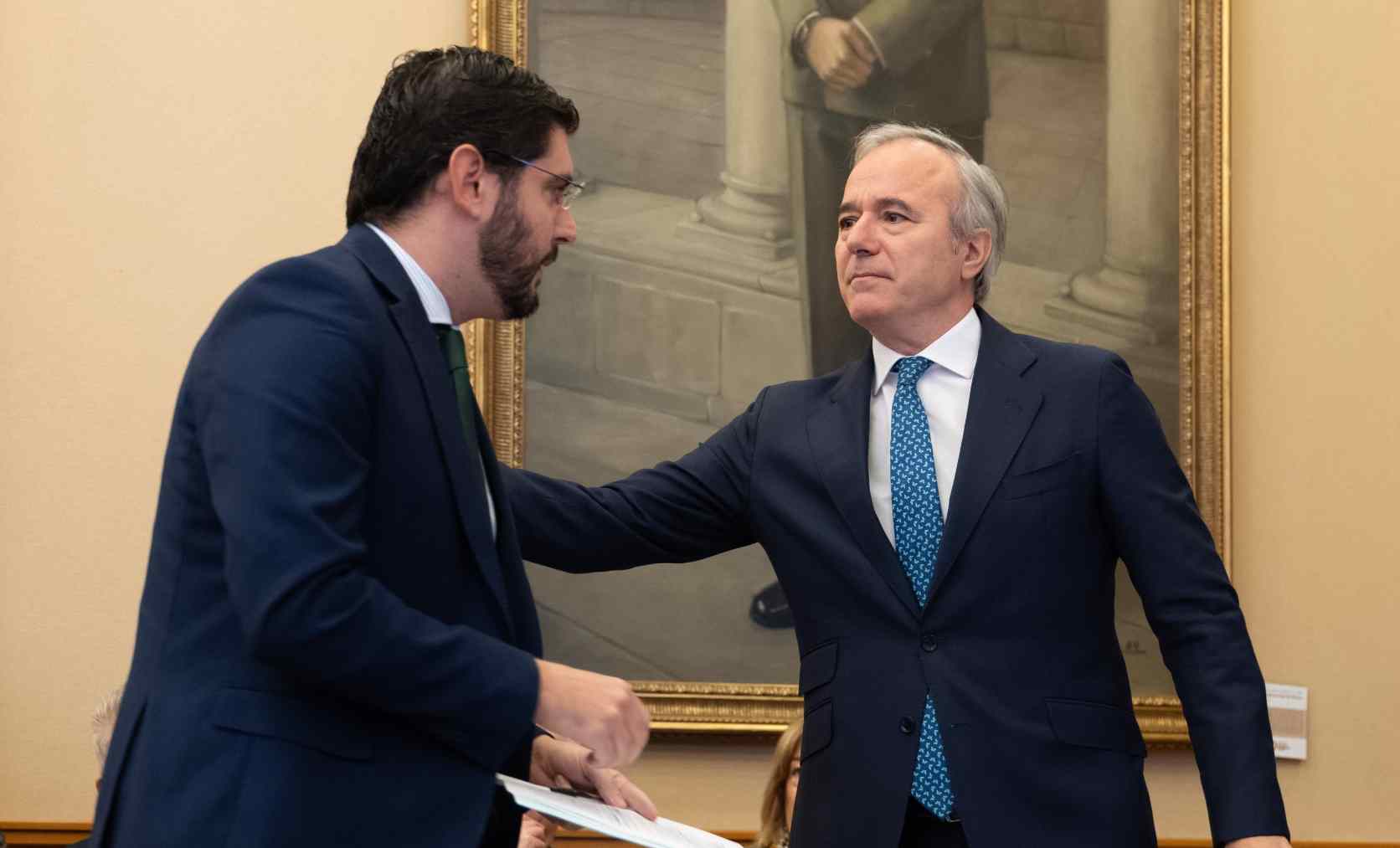 Alejandro Nolasco y Jorge Azcón. (Foto: EP)