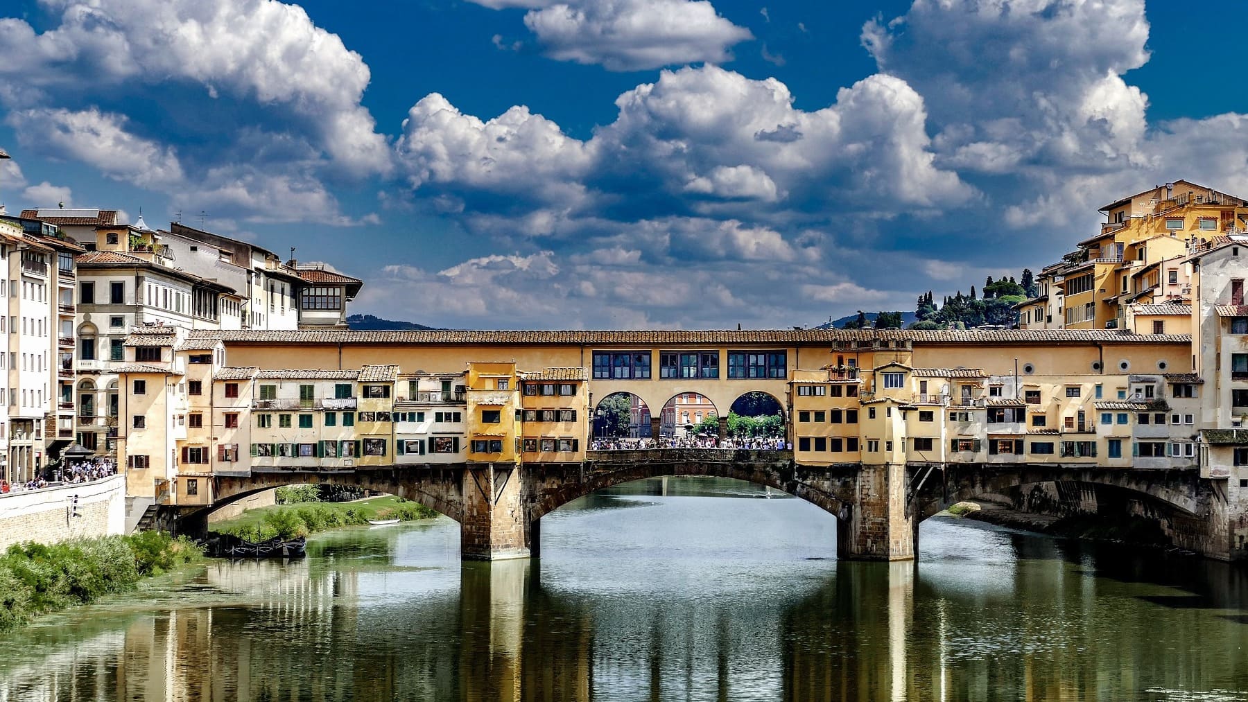 Ponte Vecchio en Florencia, Italia.