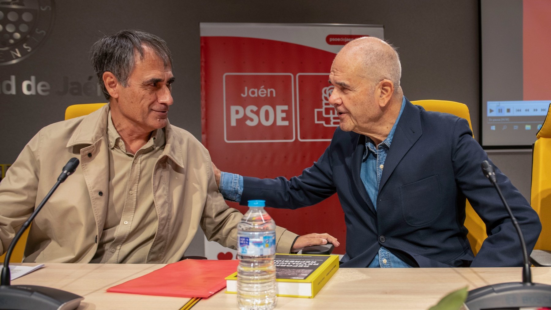 Manuel Chaves, en la presentación del libro en Jaén. (Foto: EFE)