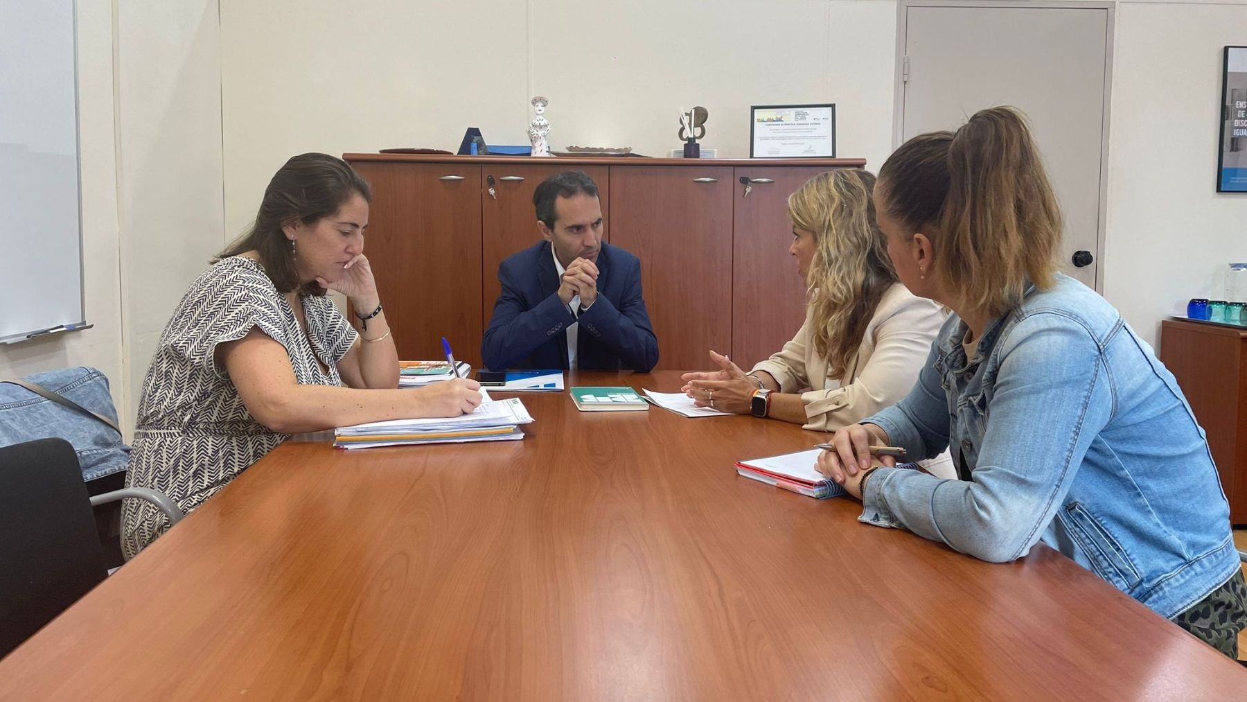 Reunión entre el Ayuntamiento de Andratx y el IMAS.