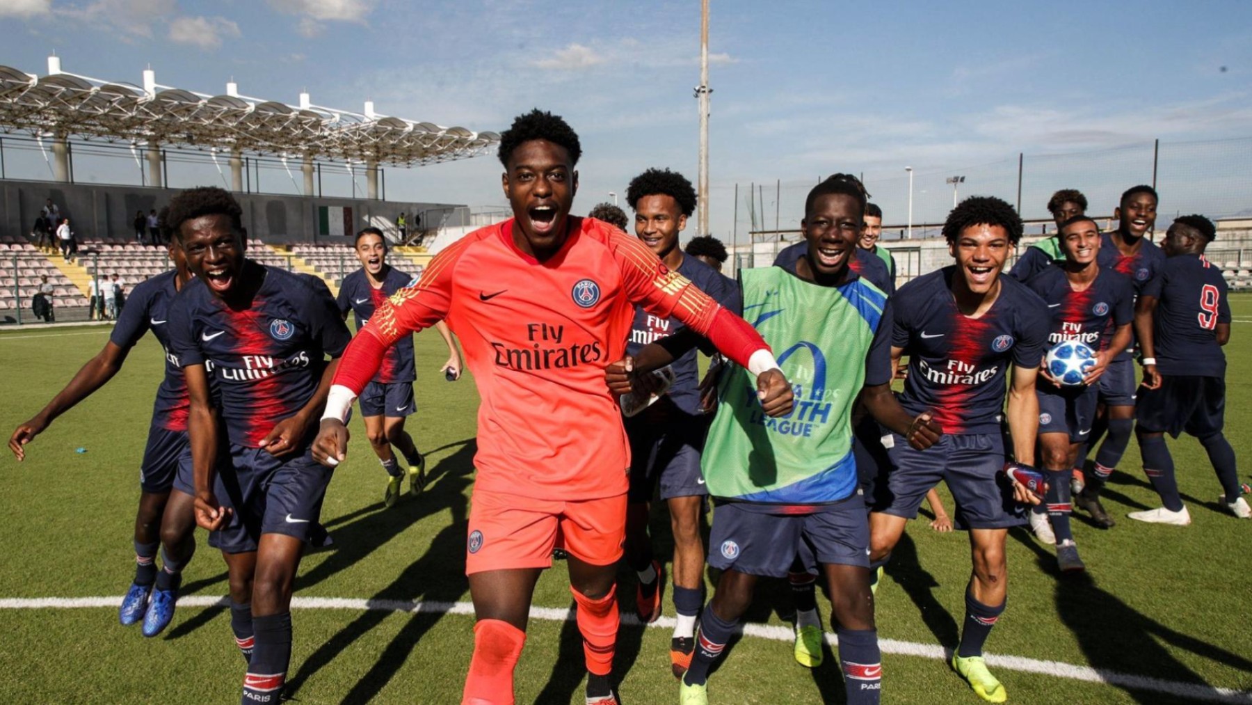 Algunos jugadores de la cantera del PSG.