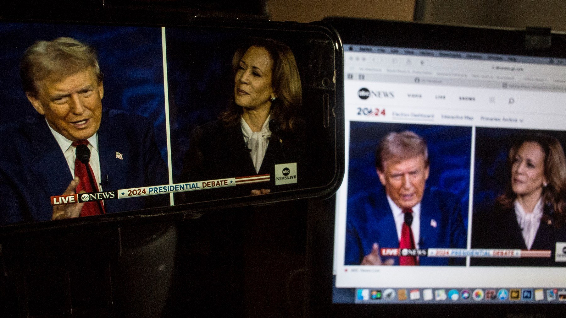 Donald Trump y Kamala Harris durante el debate. (Foto: Europa Press)