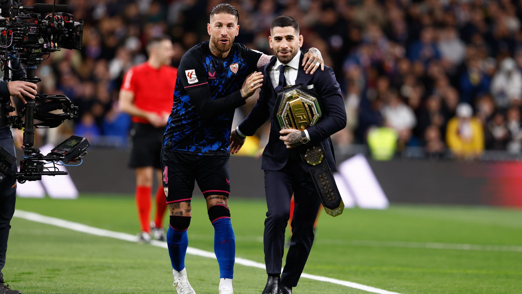 Sergio Ramos e Ilia Topuria, en un Real Madrid – Sevilla. (EUROPA PRESS)