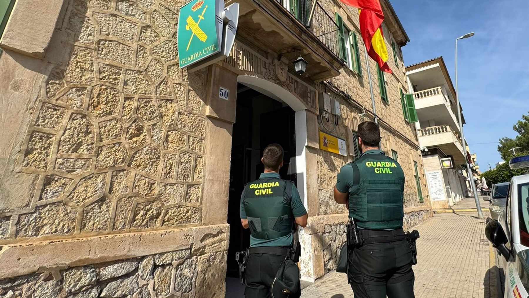 Agentes de la Guardia Civil en Artà (Mallorca).