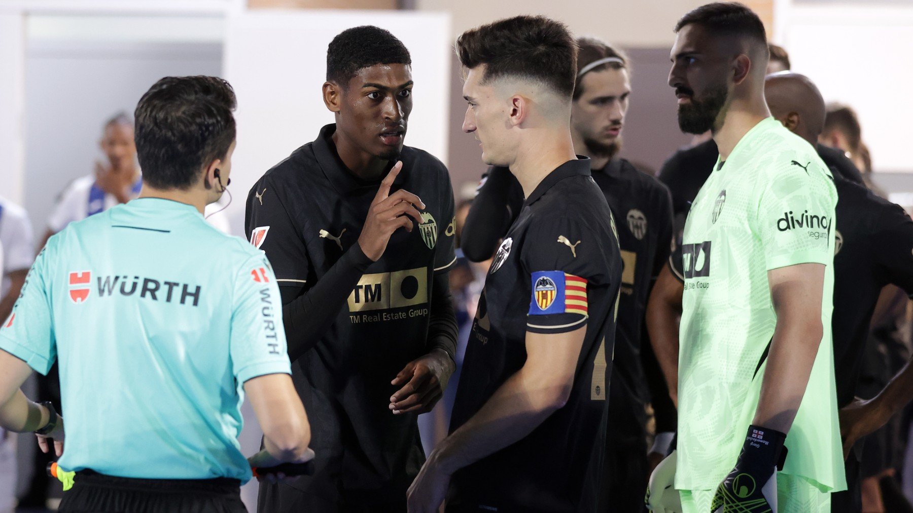 Los jugadores del Valencia, en un partido. (Getty)