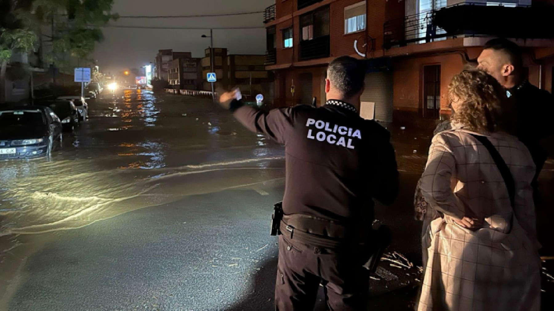 Una imagen de la noche de este martes en Torrent, en Valencia.