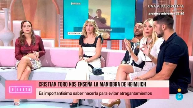 Los colaboradores de 'Fiesta', programa de Telecinco. (Mediaset)