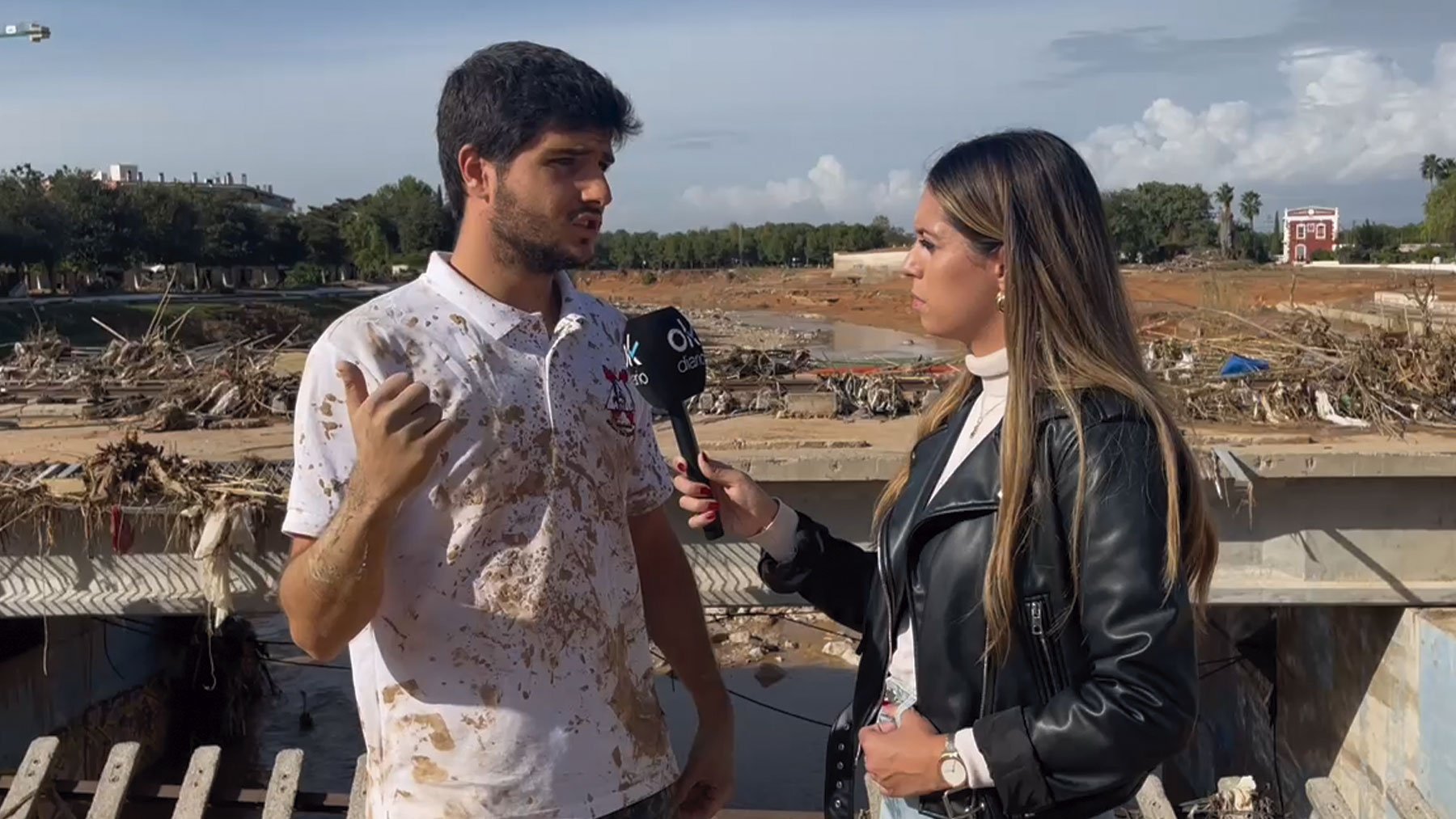 OKDIARIO charla con Bosco el héroe de Paiporta.