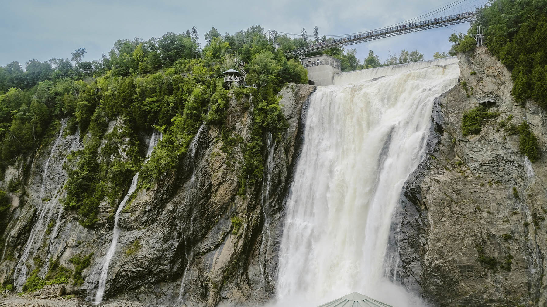 Cascadas Montmorency en Canadá. Foto: Pexels.