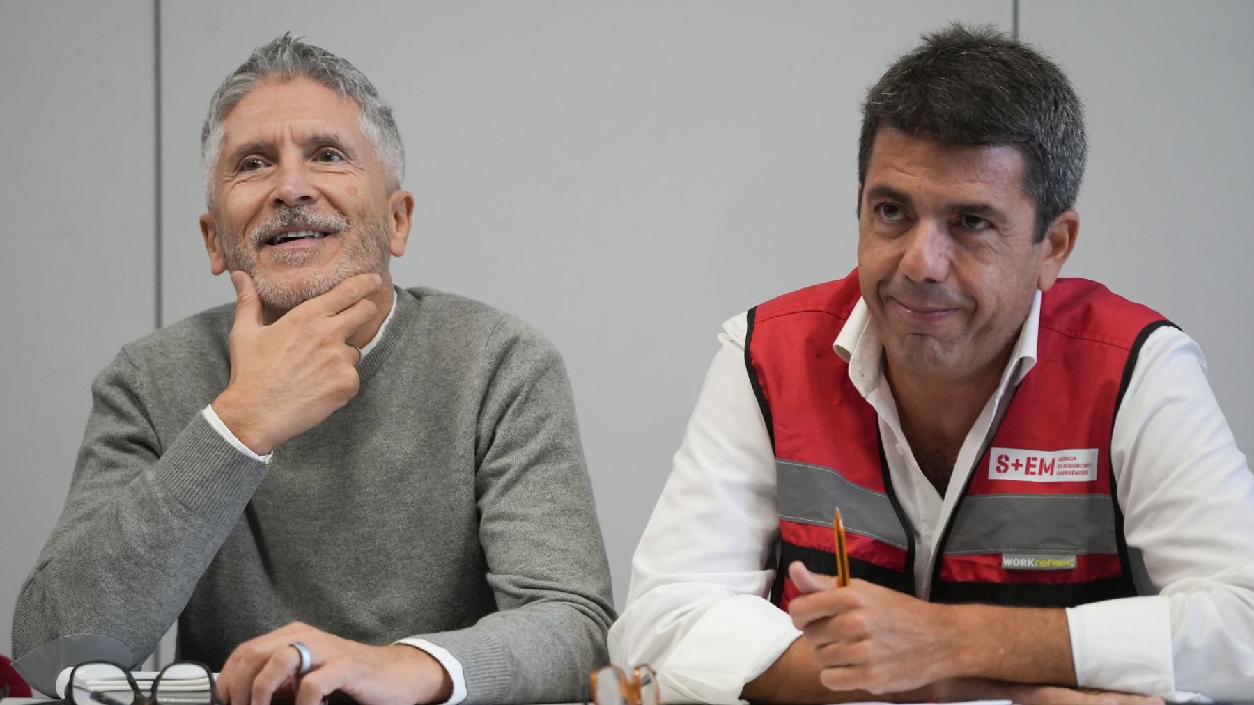 Fernando Grande-Marlaska y Carlos Mazón. (Foto: EP)