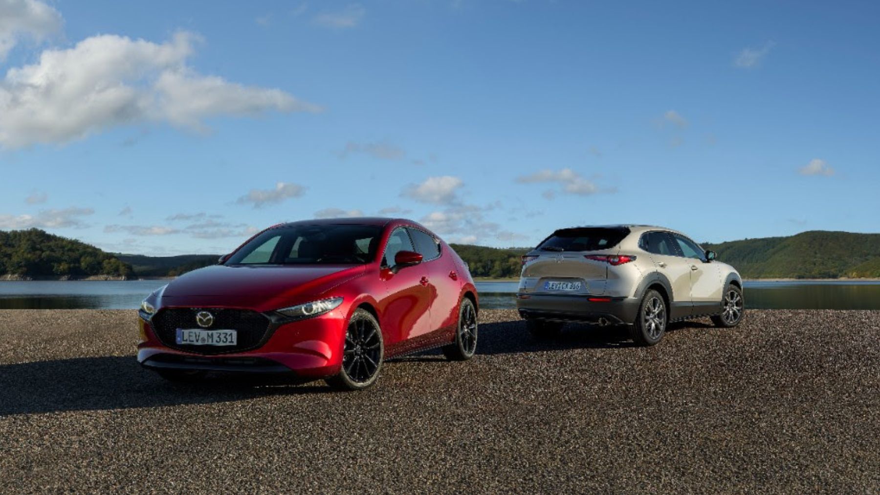 Mazda3 2025 y el Mazda CX-30 2025