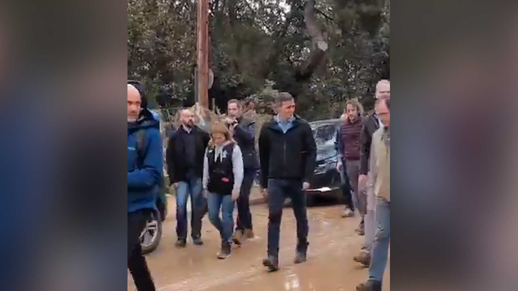 Pedro Sánchez a su llegada a Paiporta.