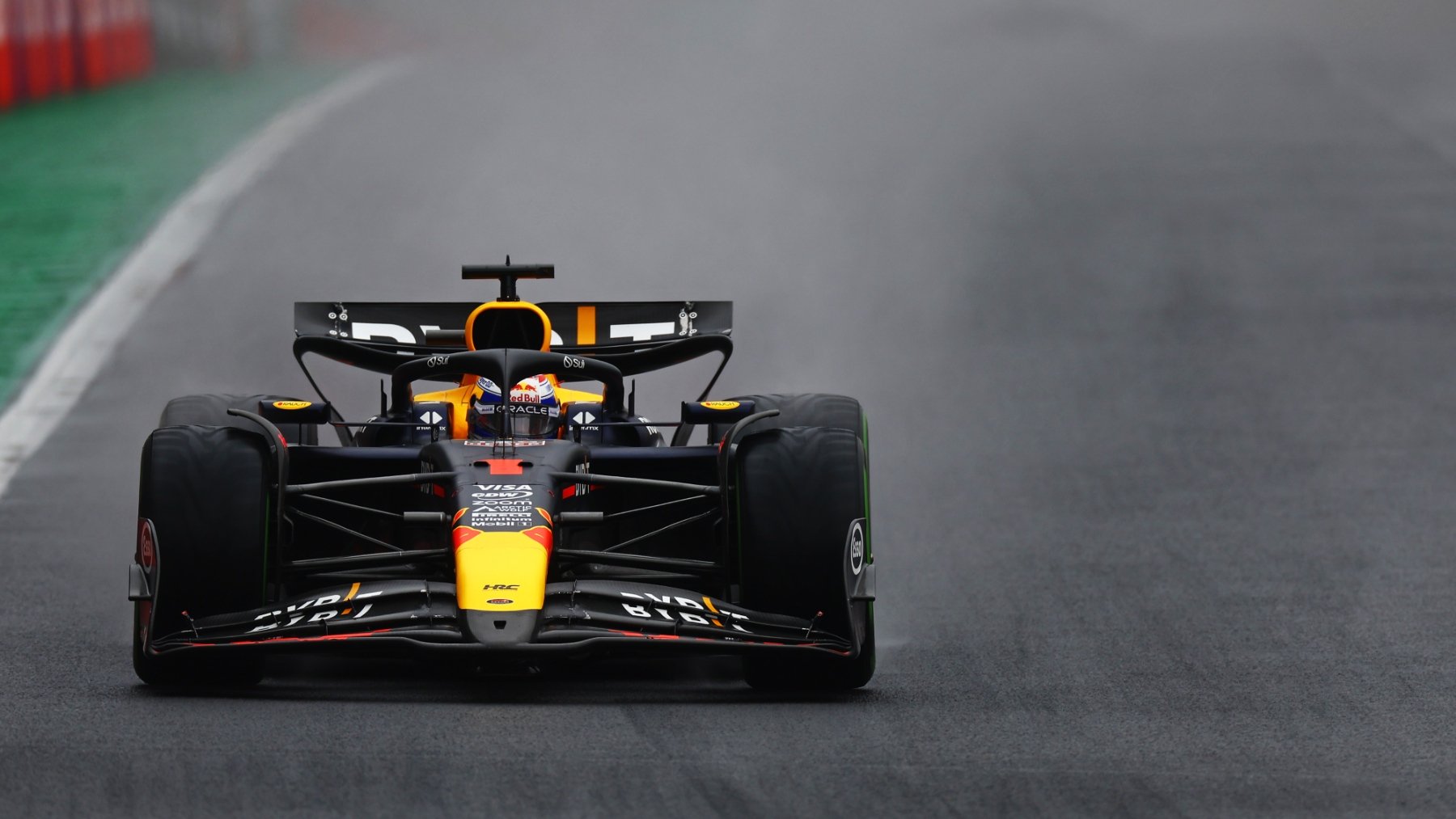 Max Verstappen logra la victoria en Interlagos. (Getty)