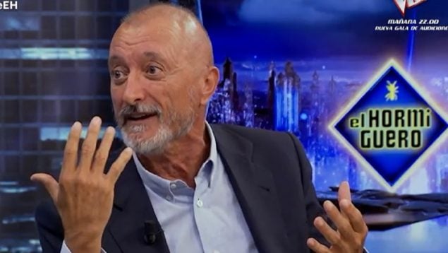 Pablo Motos y Arturo Pérez-reverte en 'El Hormiguero'.