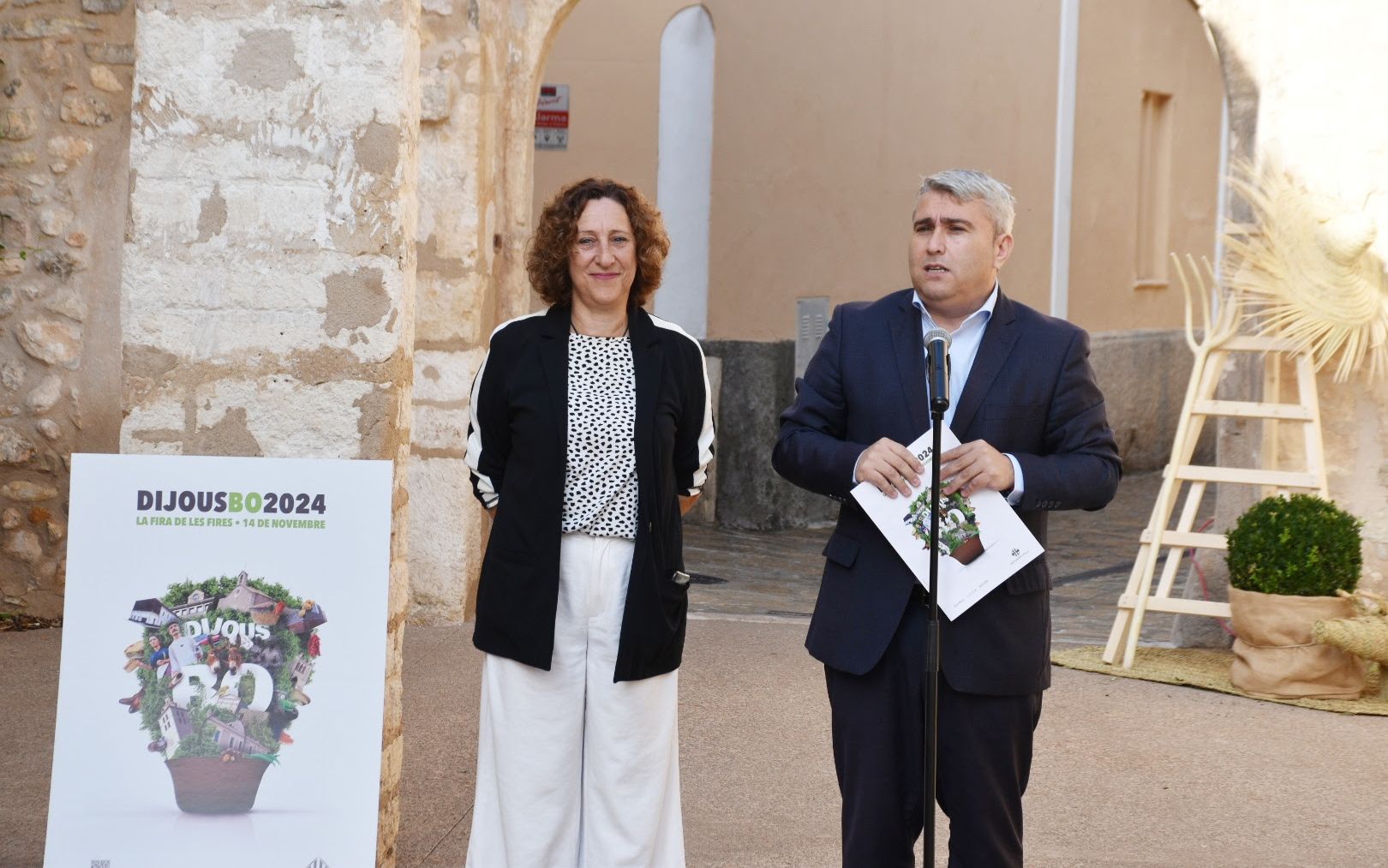 El alcalde de Inca, Virgilio Moreno, junto con la regidora del Dijous Bo, Maritxé Fernández.