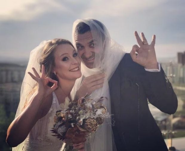 Cüneyt Mete y Şeyma Korkmaz en su boda. (Instagram)