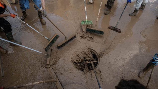 Barro provocado por la DANA en las alcantarillas de la Comunidad Valenciana. (FOTO: EP)