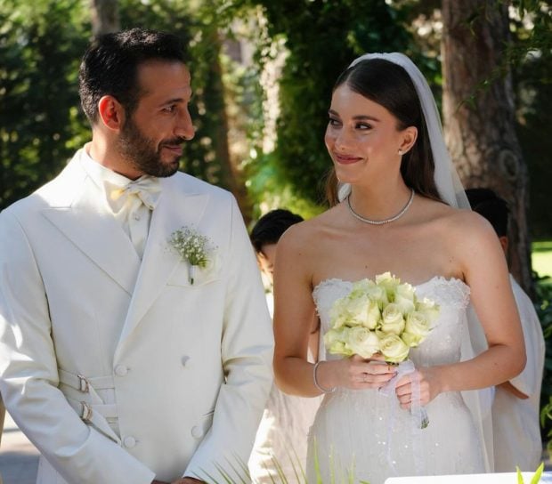 Beril Pozam y Ersin Arici en su boda. (Instagram)