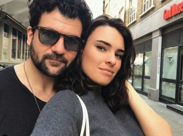 Alba Brunet y su pareja, el actor Pep Ambròs. (Instagram) 