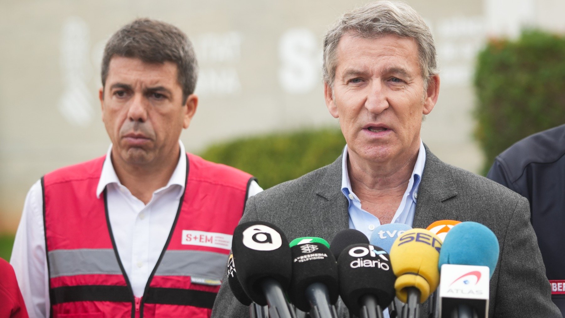 Carlos Mazón y Alberto Núñez Feijóo. (Foto: EP)