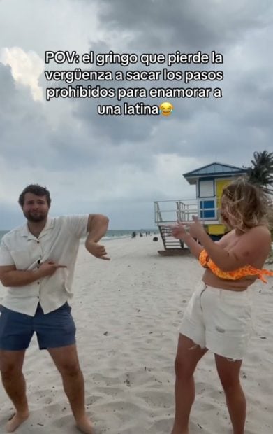 Sandra Pérez grabando un vídeo junto a su novio. (Tik Tok)