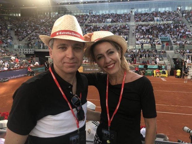 Vicente Vallés y Ángeles Blanco forman una de las parejas más discretas del mundo del periodismo (Instagram).