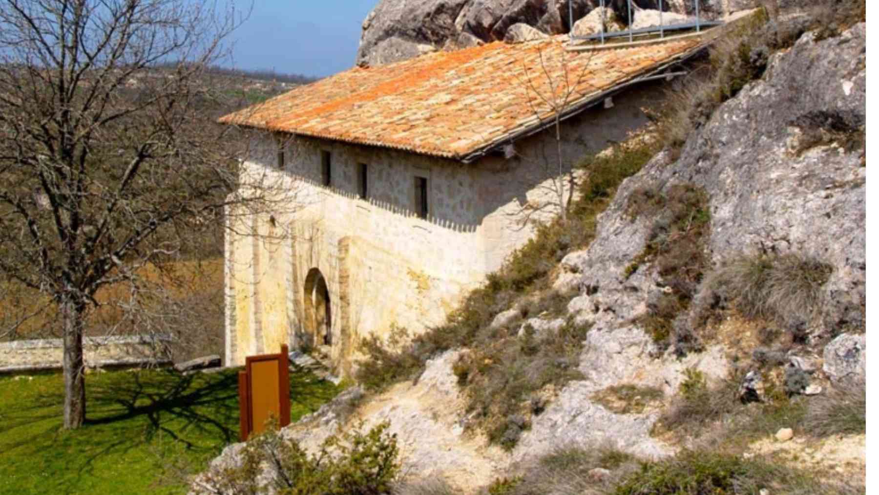 Ermita de Nuestra Señora de la Peña de Faido.