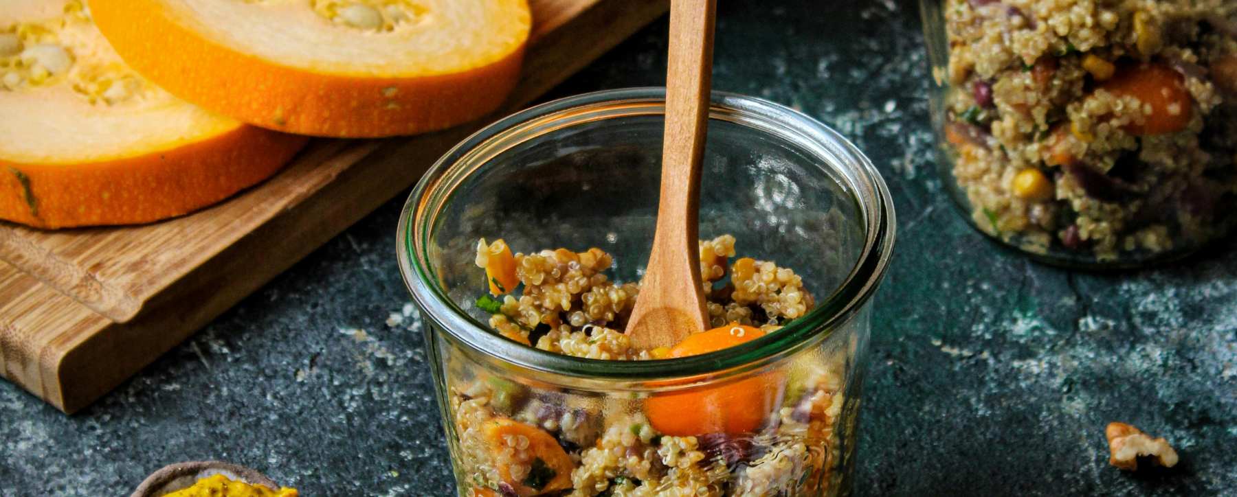 Ensalada templada de quinoa y calabaza asada.