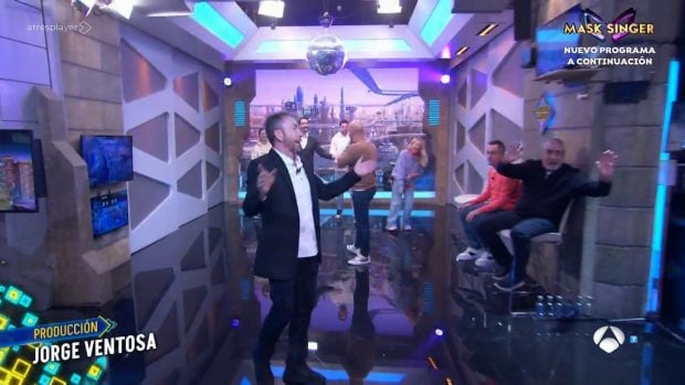 Pablo Motos discute con sus compañeros por un error en el baile de EL Hormiguero (Atresmedia).