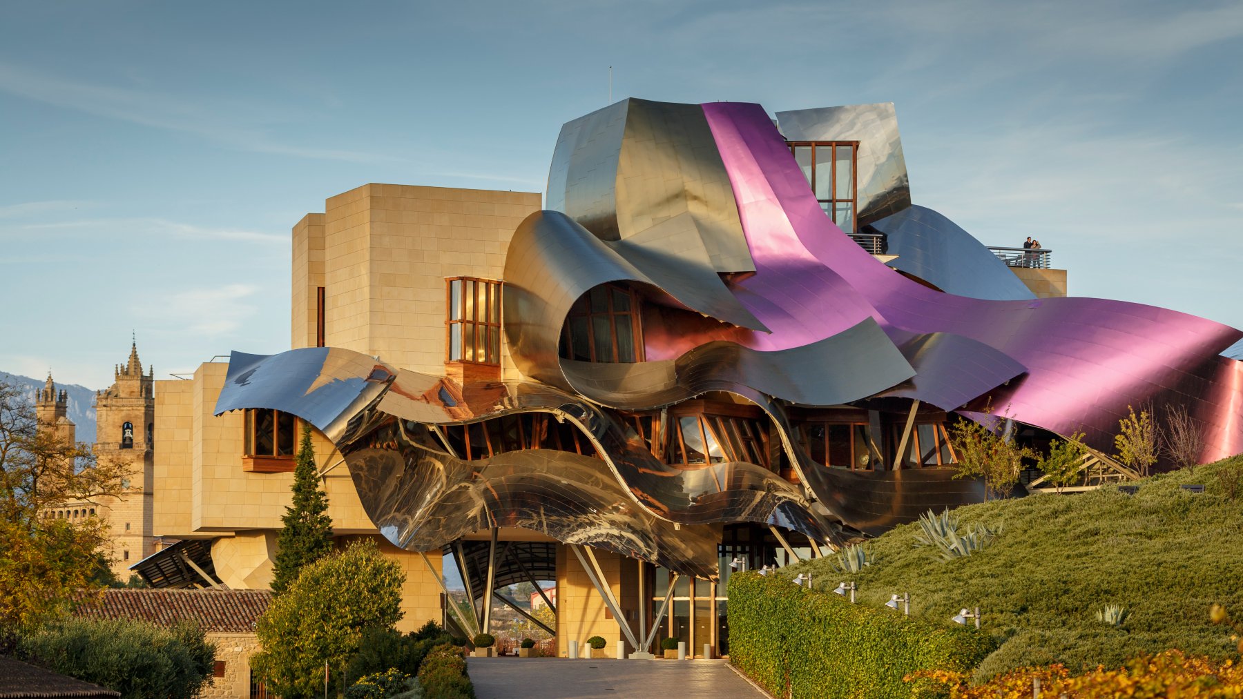 Hotel Marqués de Riscal, a Luxury Collection Hotel. @Marqués de Riscal