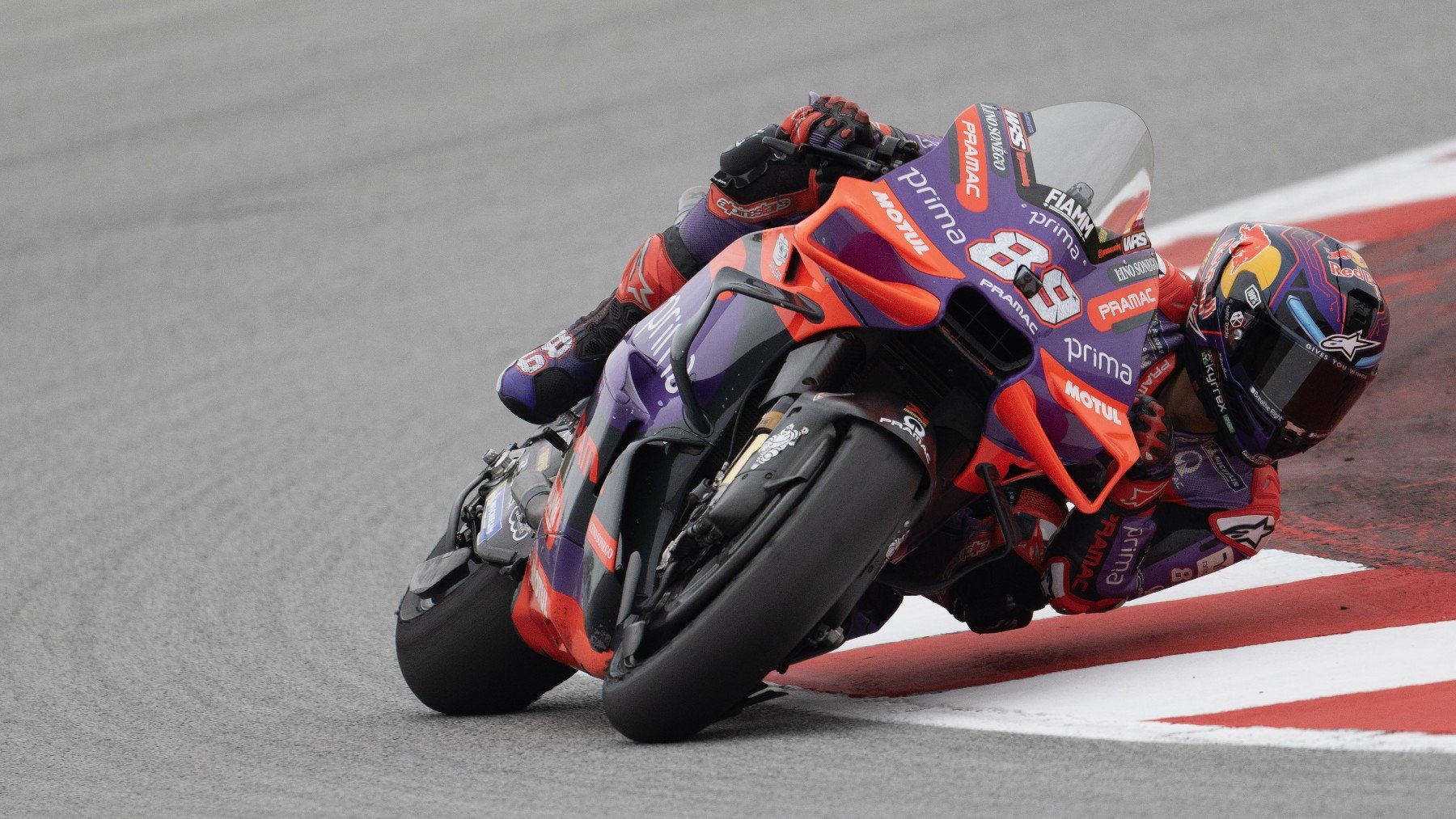 Jorge Martín durante el GP Solidario de Barcelona de MotoGP. (Getty)